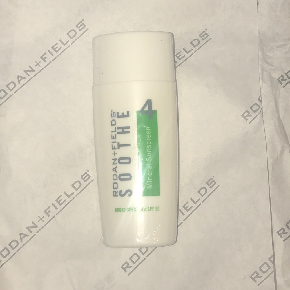 Rodan and Fields SOOTHE spf 30 Sunscreen - Picture 2 of 4